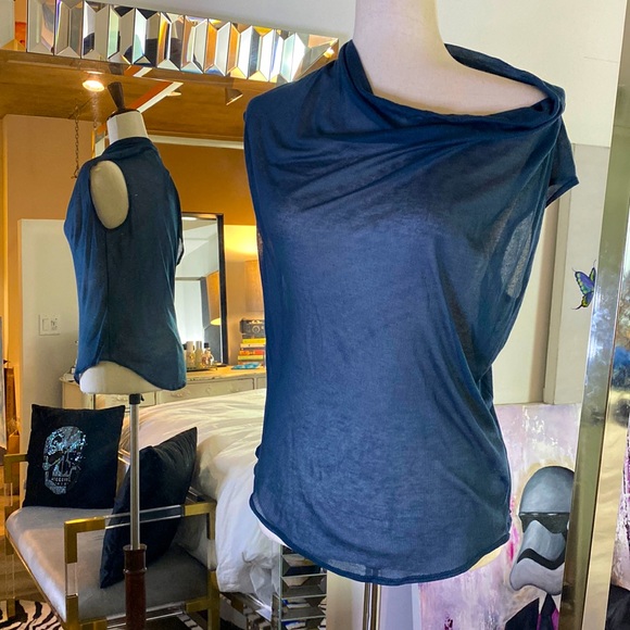 Sheer Helmut Lang Cowl neckline Top. Can be worn Off-Shoulder - Medium - Picture 3 of 11